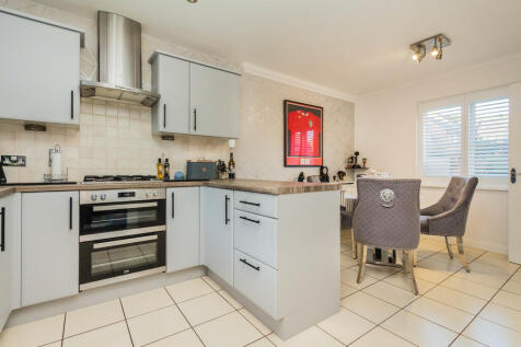 Kitchen/Dining Ro...