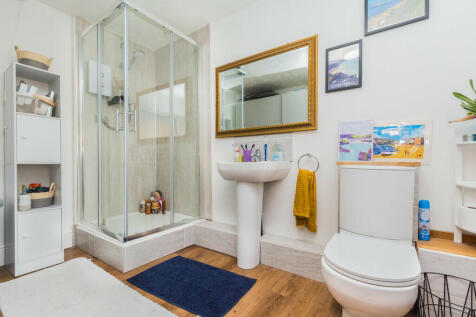 Ensuite Shower Ro...