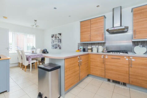 Kitchen/Dining Ro...