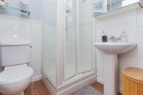 Ensuite Shower Ro...
