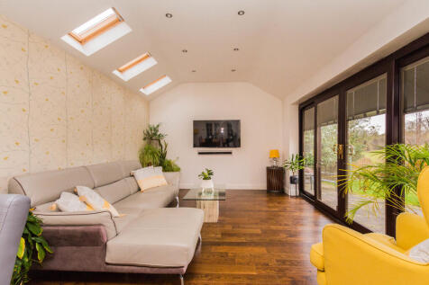 Sitting Room Exte...