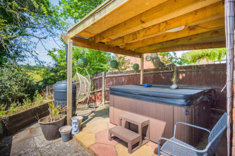 Hot Tub With View...