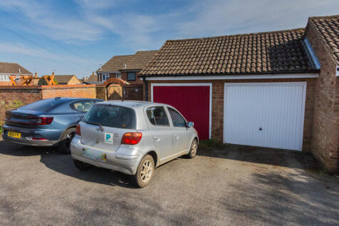 Garage and Off Ro...