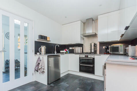Kitchen/Dining Ro...