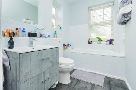 En Suite Bathroom