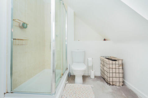 Ensuite Shower Ro...