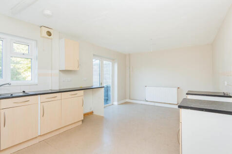 Kitchen/Dining Ro...