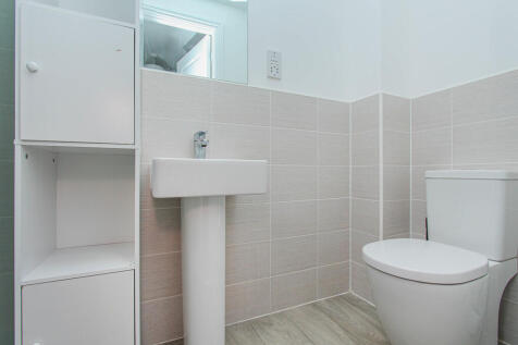 En Suite Shower T...