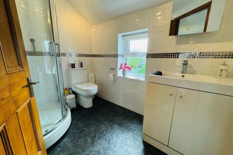 Ensuite Shower Room