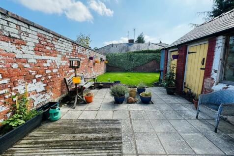 Outbuilding