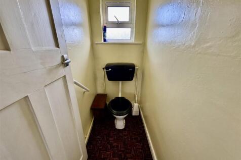 Separate WC
