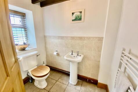 CLOAKROOM WC