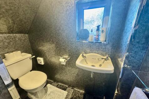CLOAKROOM WC