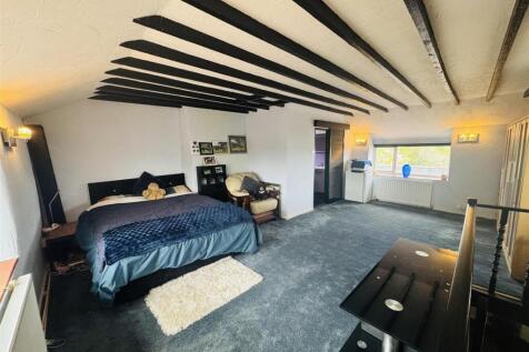BEDROOM ONE (FIRST FLOOR)