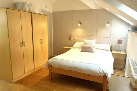 MEZZANINE BEDROOM