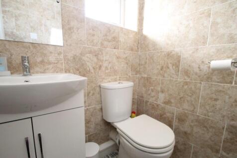 CLOAKROOM W/C