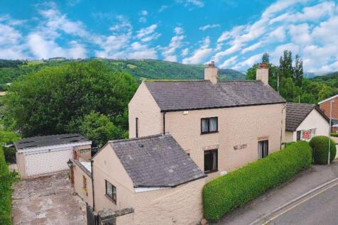 MAIN HOUSE -