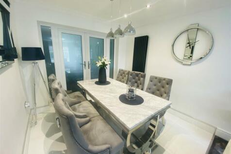 steve dinning room.jpg