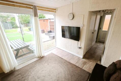GARDEN ROOM