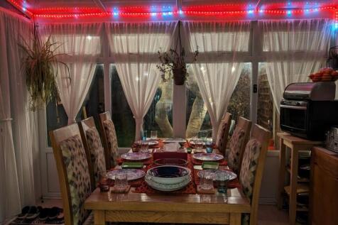 Conservatory - night.jpg