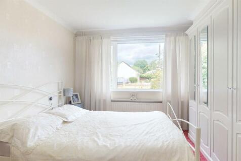 28-St-Annes-Close-07102024_152745.jpg