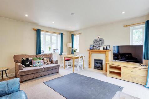 IMG_1666_7_8_easyHDR-interior3.jpg