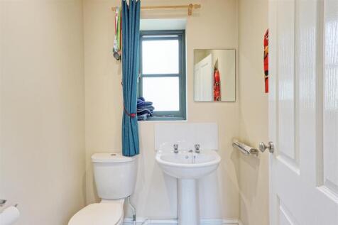 IMG_1642_3_4_easyHDR-interior3.jpg