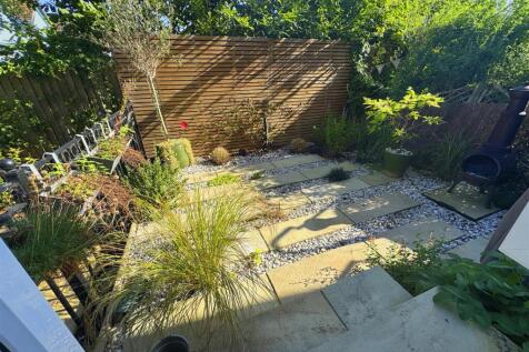 GARDEN.jpg