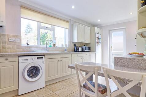 IMG_0893_4_5_easyHDR-interior3.jpeg