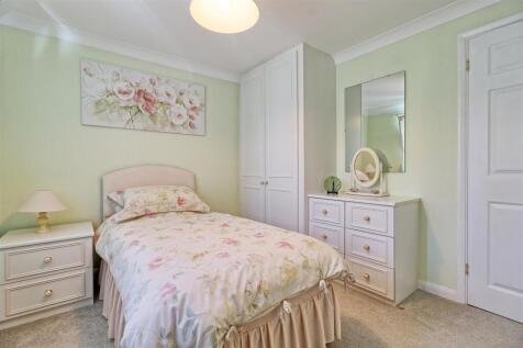 IMG_0956_7_8_easyHDR-interior3.jpg