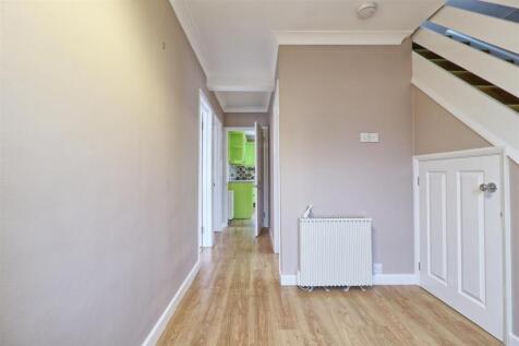 IMG_8226_7_8_easyHDR-interior3.jpg