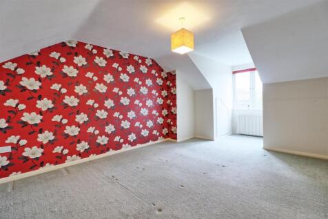 IMG_8265_6_7_easyHDR-interior3.jpg
