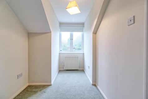 IMG_8274_5_6_easyHDR-interior3.jpeg