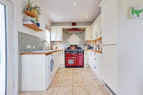 IMG_9964_5_6_easyHDR-interior3.jpg