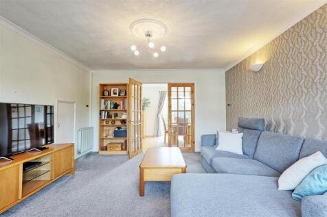 IMG_9638_39_40_easyHDR-interior3.jpg