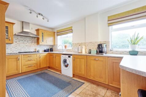 IMG_9662_3_4_easyHDR-interior3.jpg