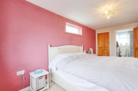 IMG_9614_5_6_easyHDR-interior3.jpg