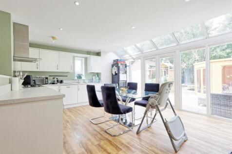 IMG_1261_2_3_easyHDR-interior3.jpg