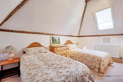 IMG_8234_5_6_easyHDR-interior3.jpg