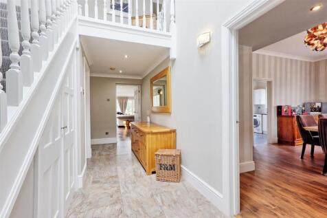 IMG_2048_49_50_easyHDR-interior3.jpg