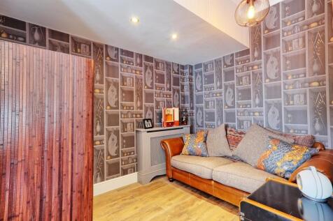 IMG_2063_4_5_easyHDR-interior3.jpg