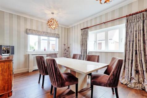 IMG_2072_3_4_easyHDR-interior3.jpg