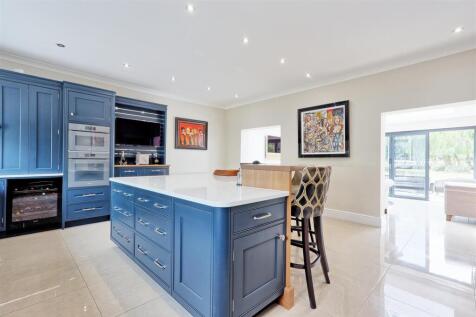 IMG_2123_4_5_easyHDR-interior3.jpg