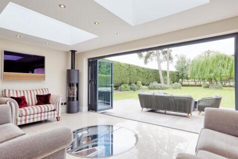 IMG_2153_4_5_easyHDR-interior3.jpg