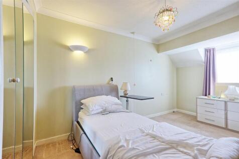 IMG_9472_3_4_easyHDR-interior3.jpg