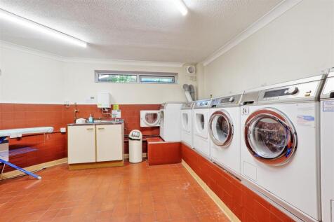 IMG_9469_70_71_easyHDR-interior3.jpg