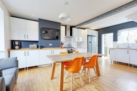 IMG_3099_100_101_easyHDR-interior3.jpg