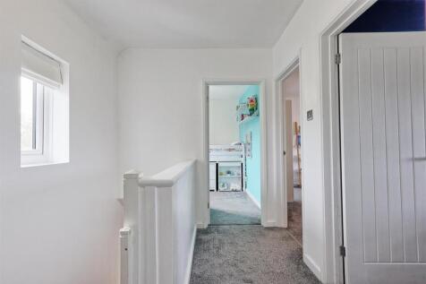 IMG_3138_39_40_easyHDR-interior3.jpg