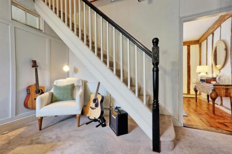 IMG_4111_2_3_easyHDR-interior3.jpg