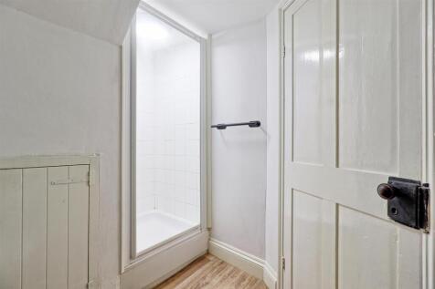IMG_0864_5_6_easyHDR-interior3.jpg